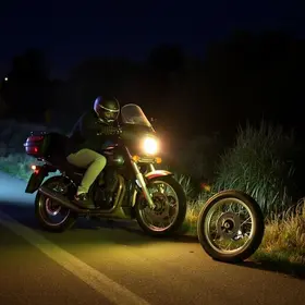 motociclista ferido